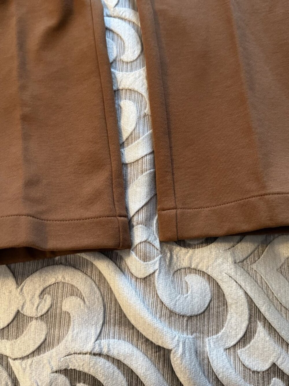 Chico's So Slimming Juliet Slim Trim Detail Pants, Brown, Size 1R (8R) Pockets - Picture 8 of 8